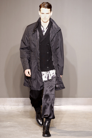 Louis Vuitton / - 2010-2011